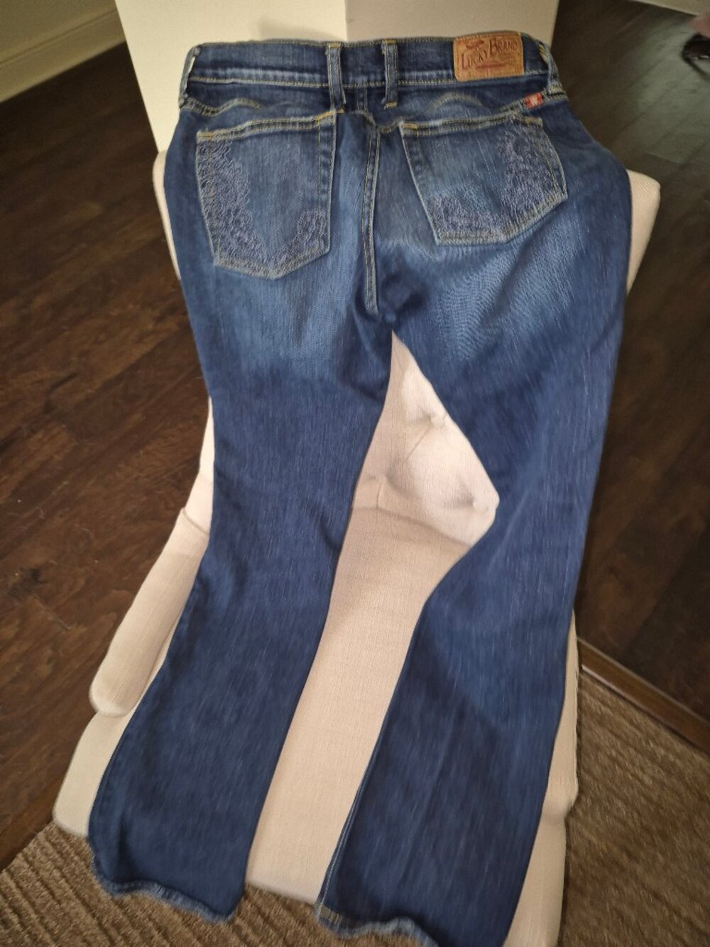 jeans